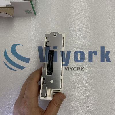 Schneider MODICON BMXXBE1000 BACKPLANE EXTENDER 160/22MA 24/3.3VDC NEW