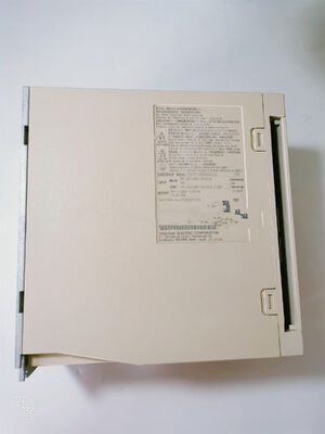 Yaskawa SGD7S-200A00A002 SERVO DRIVE 380-480VAC NEW
